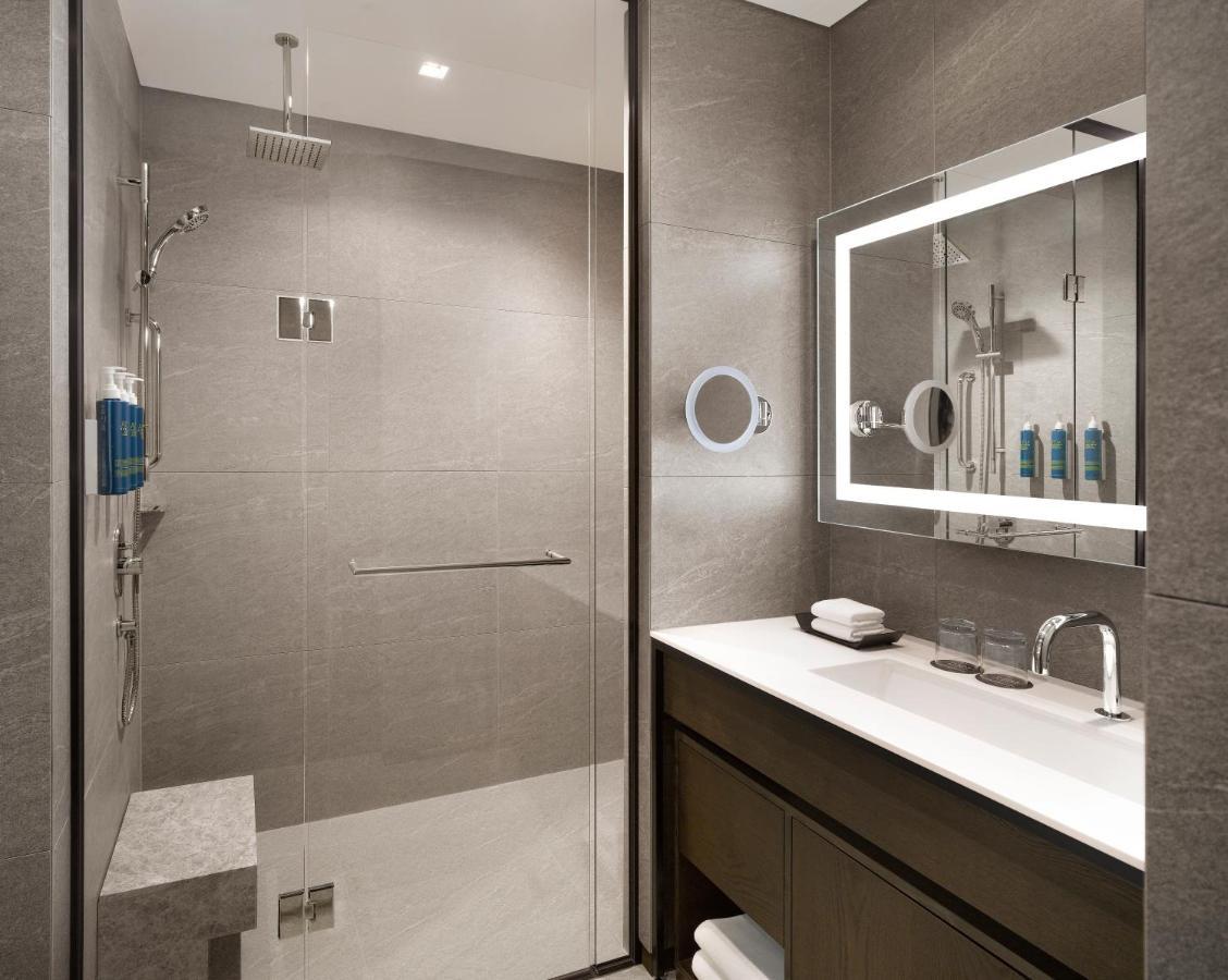 Four Points By Sheraton Suwon Exterior foto